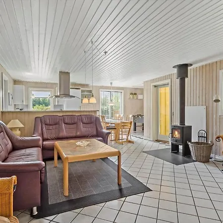 Ll208-humble-gulspurvevaenget-3 בית נופש